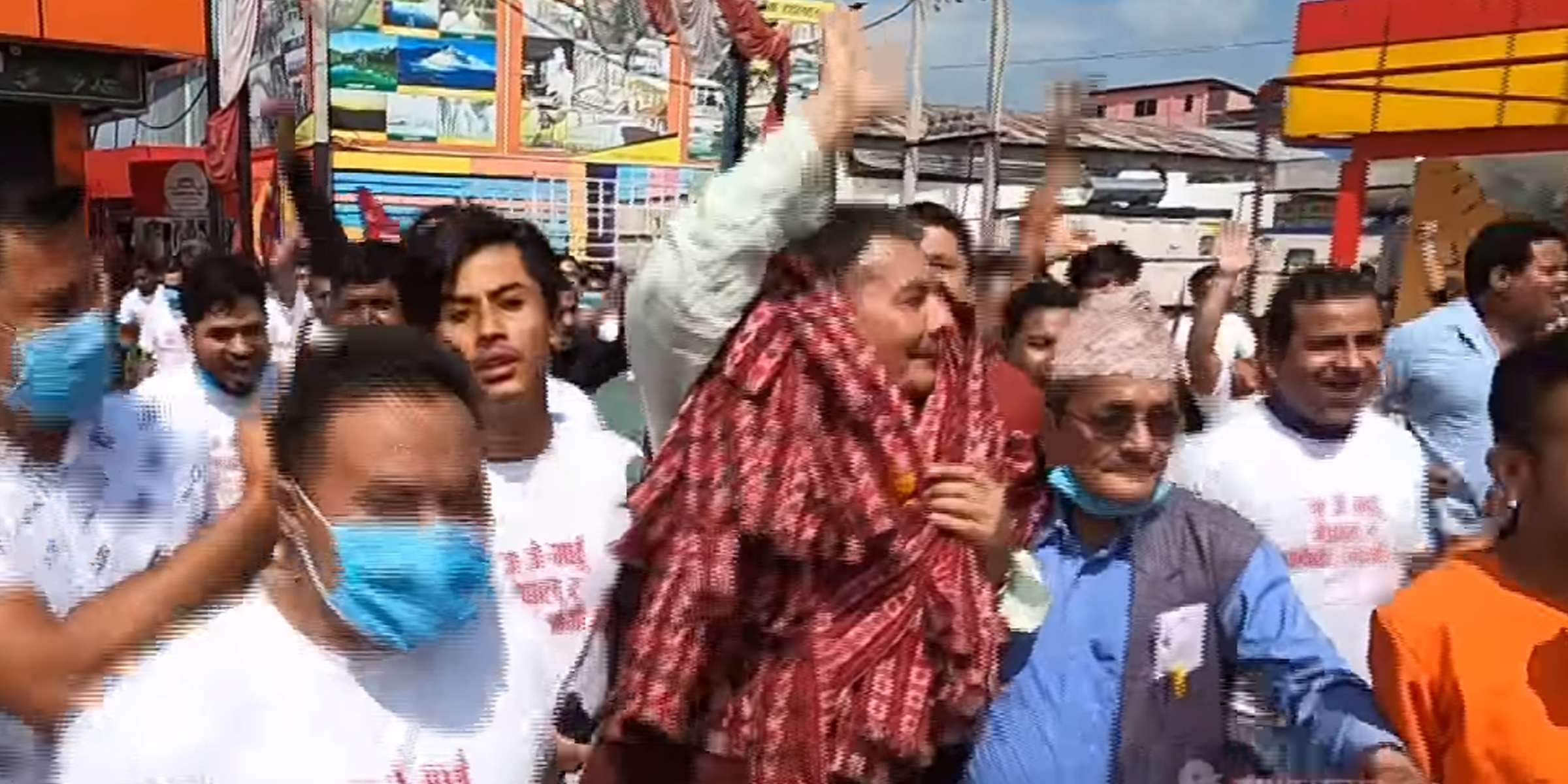 ‘ओली पथ’मा दुर्गा प्रसाईँ : झापामा शक्ति प्रदर्शन गर्दै भने- माओवादी कामै नलाग्ने रहेछ
